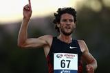 Collis Birmingham winning the 5000m in Hobart (Getty Images)