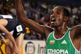Ibrahim Jeilan celebrates winning the 10,000m gold medal in Daegu (Getty Images)