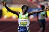 Eliud Kipchoge wins the men's 3000m ahead of Isaac Songok - Gateshead (Getty Images)