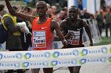Paul Tanui pulls out a narrow win at the Elgoibar Cross Country (Alfambra Fundación ANOC)