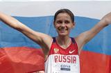 Elena Lashmanova celebrates winning the women's 20km in Saransk (Getty Images)