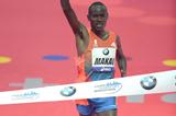 Patrick Makau takes Frankfurt Marathon title (Jiro Mochizuki)