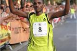 Isaac Macharia of Kenya wins the 2008 Vidovdan 10k (organsiers)