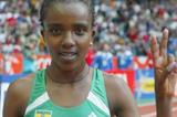 Tirunesh Dibaba celebrates winning gold in the 5000m (Getty Images)